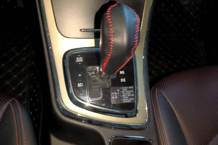 Used Baojun 560 2016 1.8L iAMT Luxury Model Gear Lever