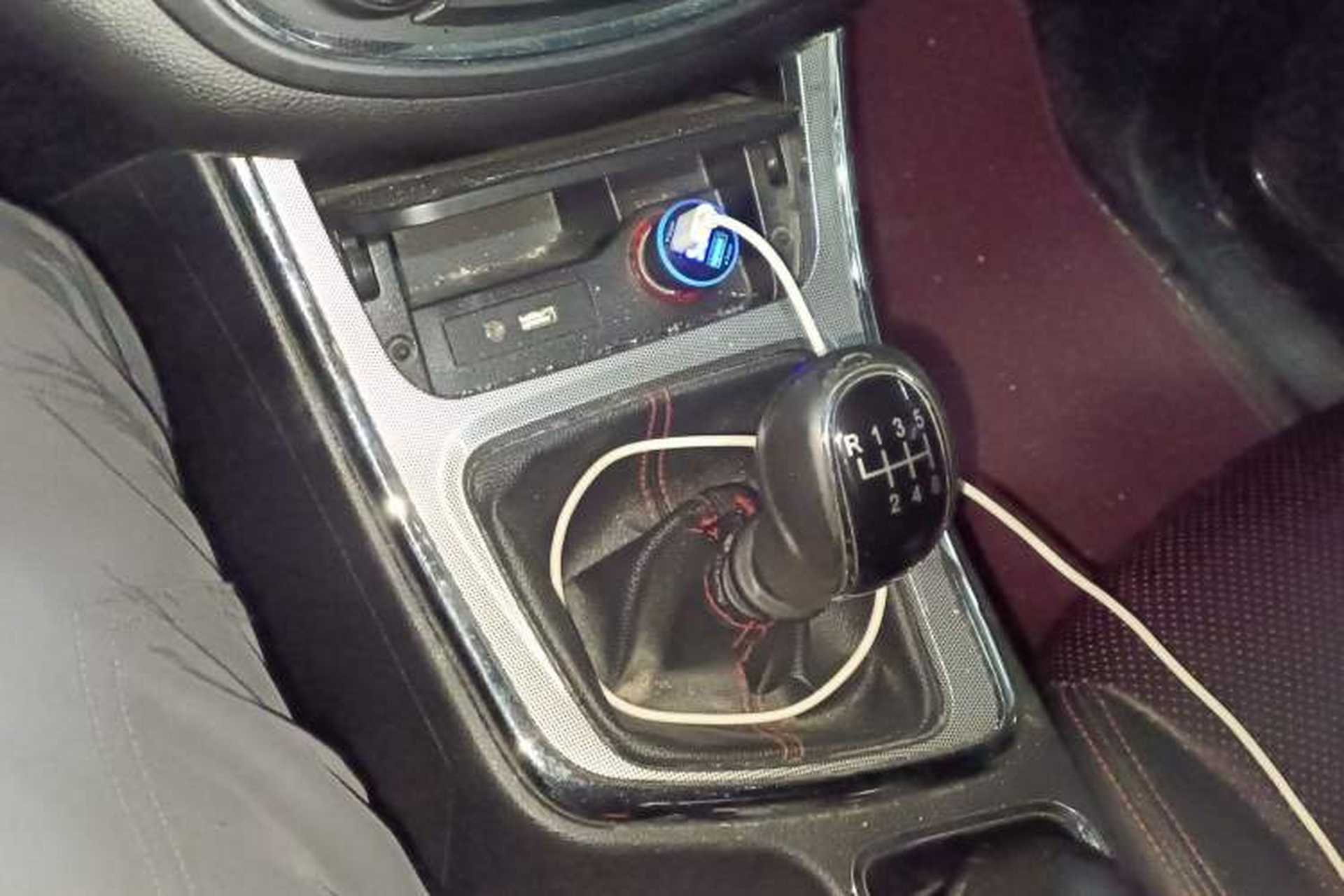 Used Baojun 560 2016 1.5T Manual Luxury Model Gear Lever