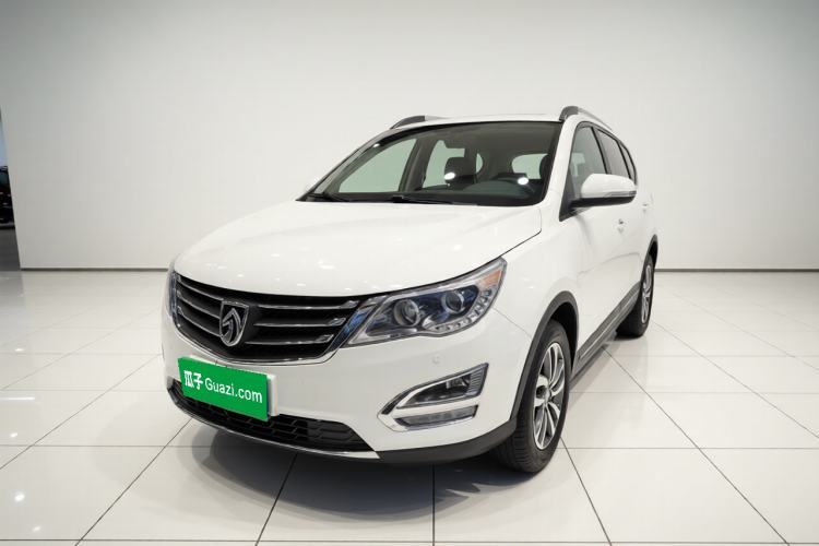 Used Baojun 560 2016 1.5T Manual Luxury Model Guazi used car, China used car export, Used car for sale, Used cars, Cheapest cars for sale