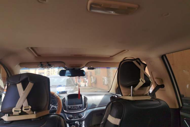 Used Baojun 560 2016 1.8L Manual Luxury Edition Headliner
