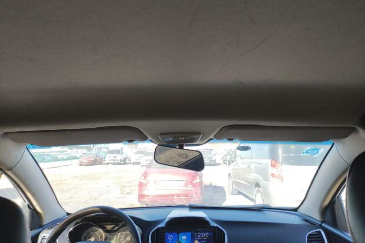 Used Baojun 560 2016 1.8L Manual Value Edition Headliner