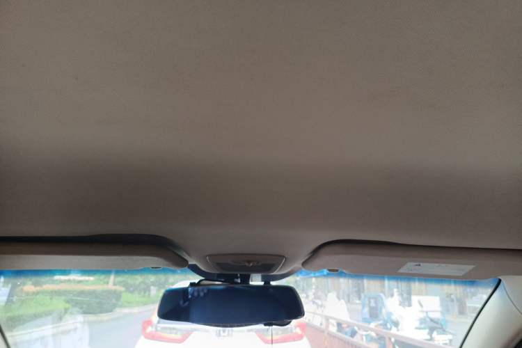 Used Baojun 560 2016 1.5T Manual Elite Edition Headliner