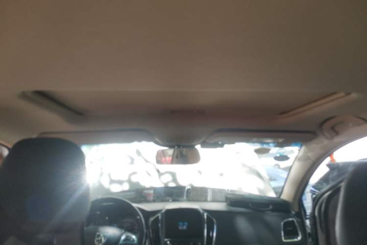 Used Baojun 560 2016 1.8L Manual Luxury Edition Headliner