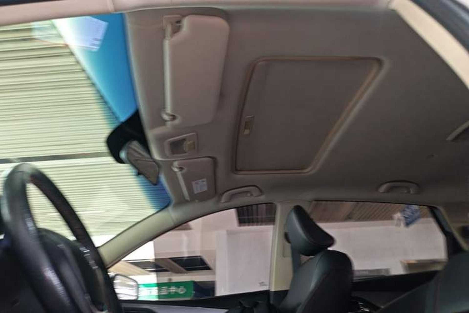 Used Baojun 560 2016 1.8L iAMT Luxury Model Headliner