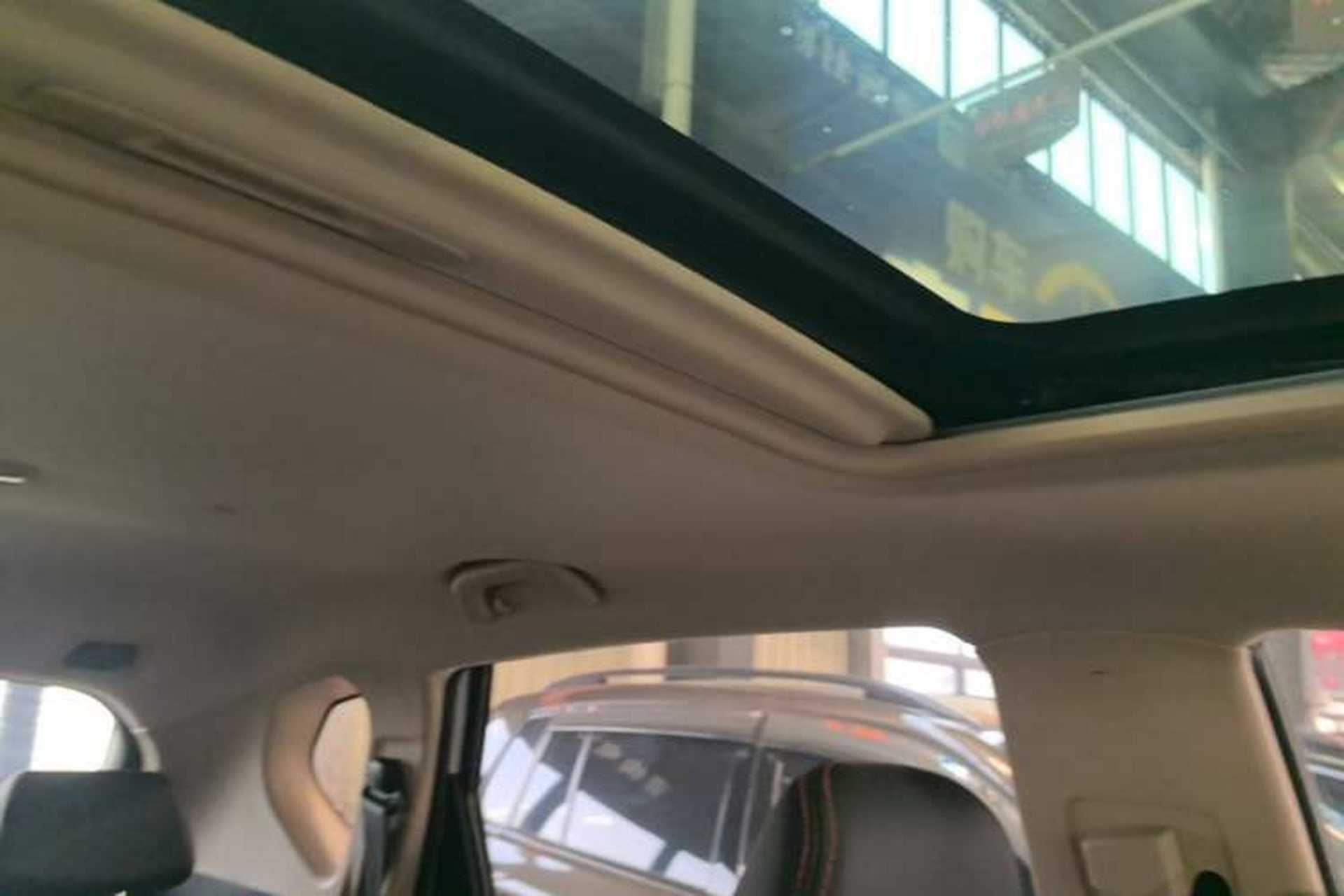 Used Baojun 560 2016 1.8L iAMT Luxury Model Headliner