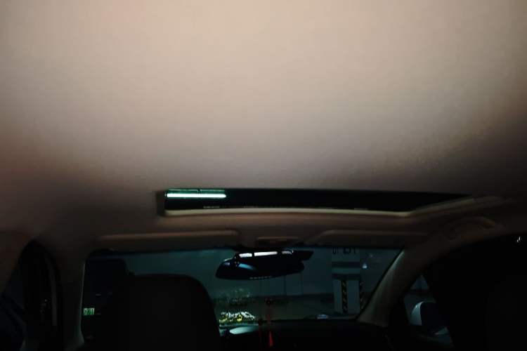 Used Baojun 560 2016 1.8L Manual Luxury Edition Headliner