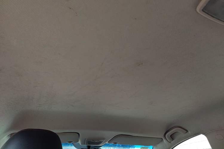 Used Baojun 560 2016 1.8L Manual Value Edition Headliner