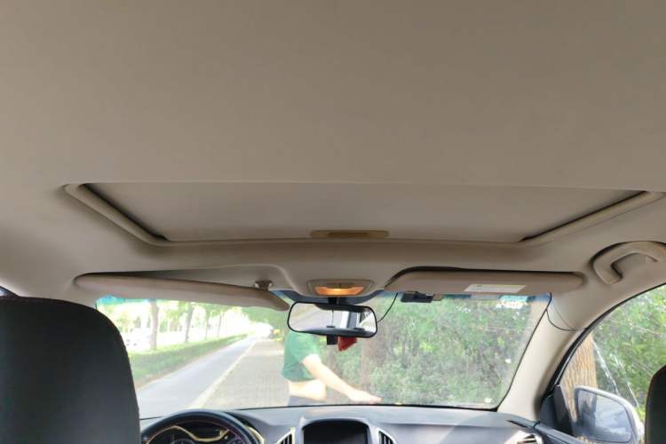 Used Baojun 560 2016 1.5T Manual Luxury Model Headliner
