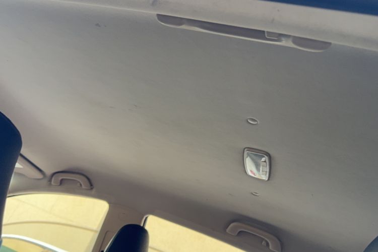 Used Baojun 560 2016 1.8L iAMT Elite Edition Headliner