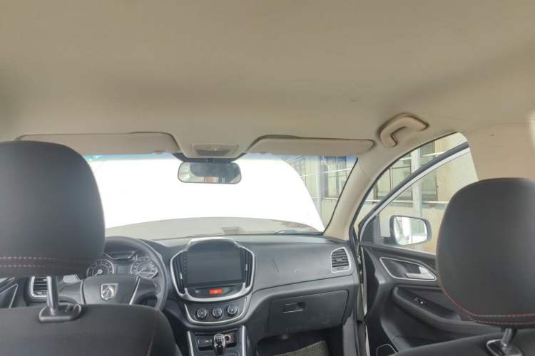 Used Baojun 560 2016 1.8L Manual Value Edition Headliner