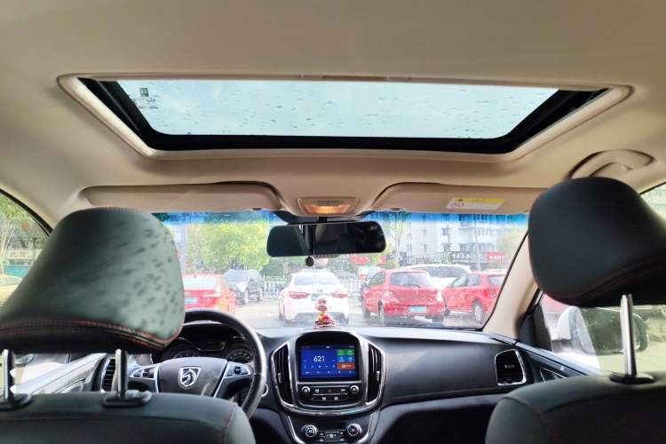 Used Baojun 560 2016 1.8L Manual Luxury Edition Headliner