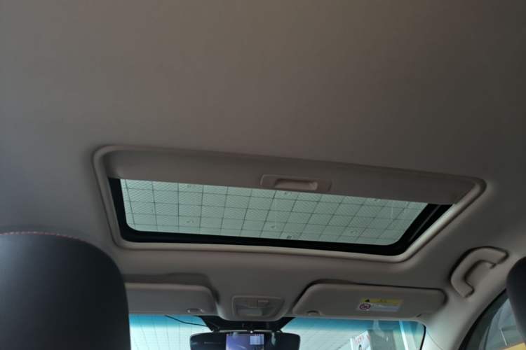 Used Baojun 560 2016 1.8L Manual Luxury Edition Headliner