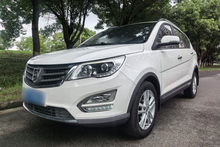 Used Baojun 560 2016 1.5T Manual Elite Edition Guazi used car, China used car export, Used car for sale, Used  cars, Cheapest cars for sale