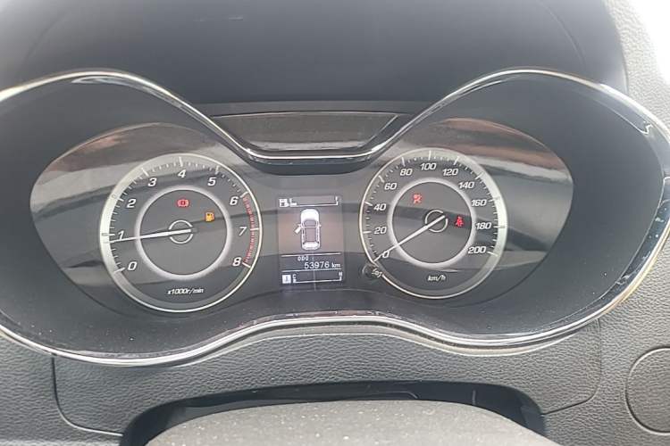 Used Baojun 560 2016 1.8L Manual Elite Edition Instrument Cluster