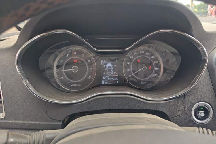 Used Baojun 560 2016 1.8L iAMT Luxury Model Instrument Cluster