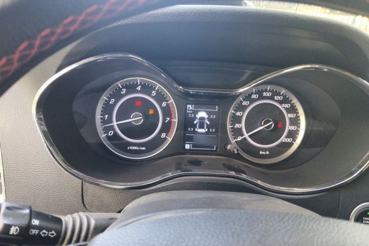 Used Baojun 560 2016 1.5T Manual Luxury Model Instrument Cluster