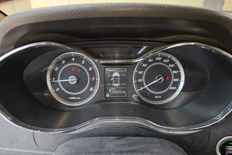 Used Baojun 560 2016 1.8L iAMT Luxury Model Instrument Cluster