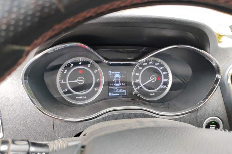 Used Baojun 560 2016 1.5T Manual Luxury Model Instrument Cluster