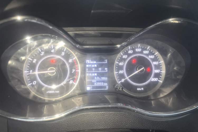 Used Baojun 560 2016 1.5T Manual Elite Edition Instrument Cluster