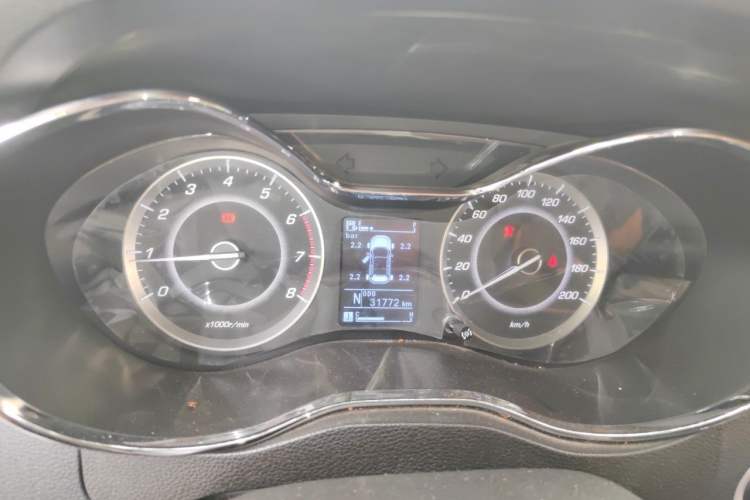 Used Baojun 560 2016 1.8L iAMT Luxury Model Instrument Cluster