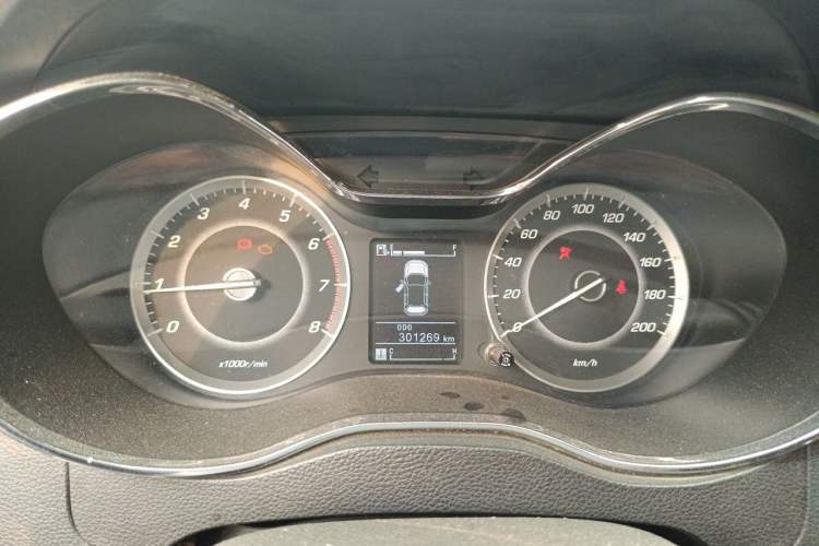 Used Baojun 560 2016 1.5T Manual Elite Edition Instrument Cluster