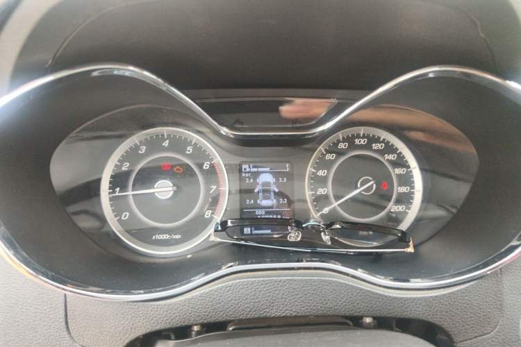Used Baojun 560 2016 1.5T Manual Luxury Model Instrument Cluster