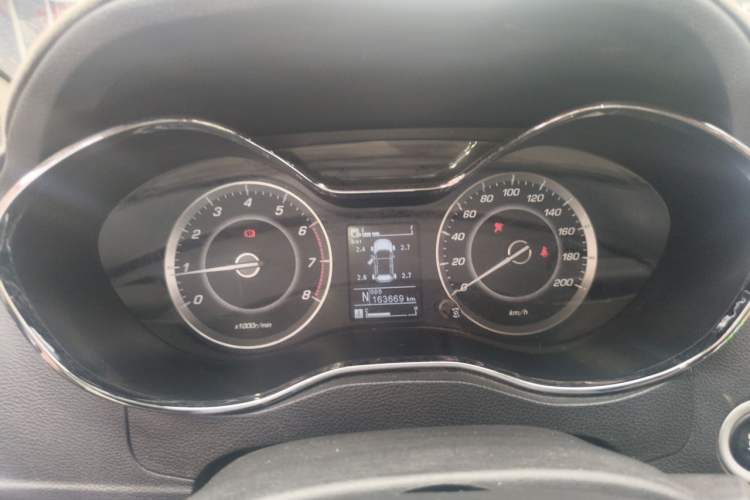 Used Baojun 560 2016 1.8L iAMT Luxury Model Instrument Cluster