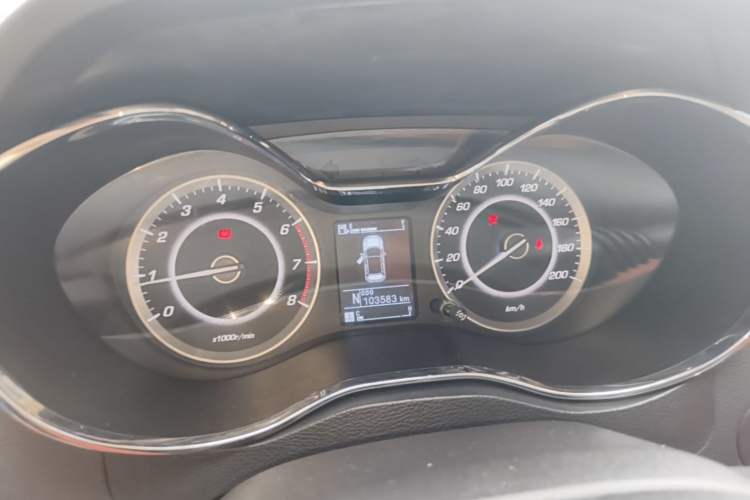 Used Baojun 560 2016 1.8L iAMT Elite Edition Instrument Cluster