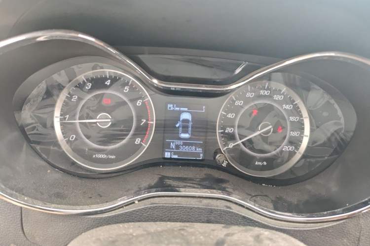Used Baojun 560 2016 1.8L iAMT Elite Edition Instrument Cluster