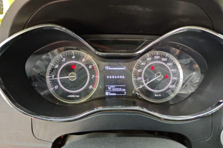 Used Baojun 560 2016 1.8L iAMT Luxury Model Instrument Cluster