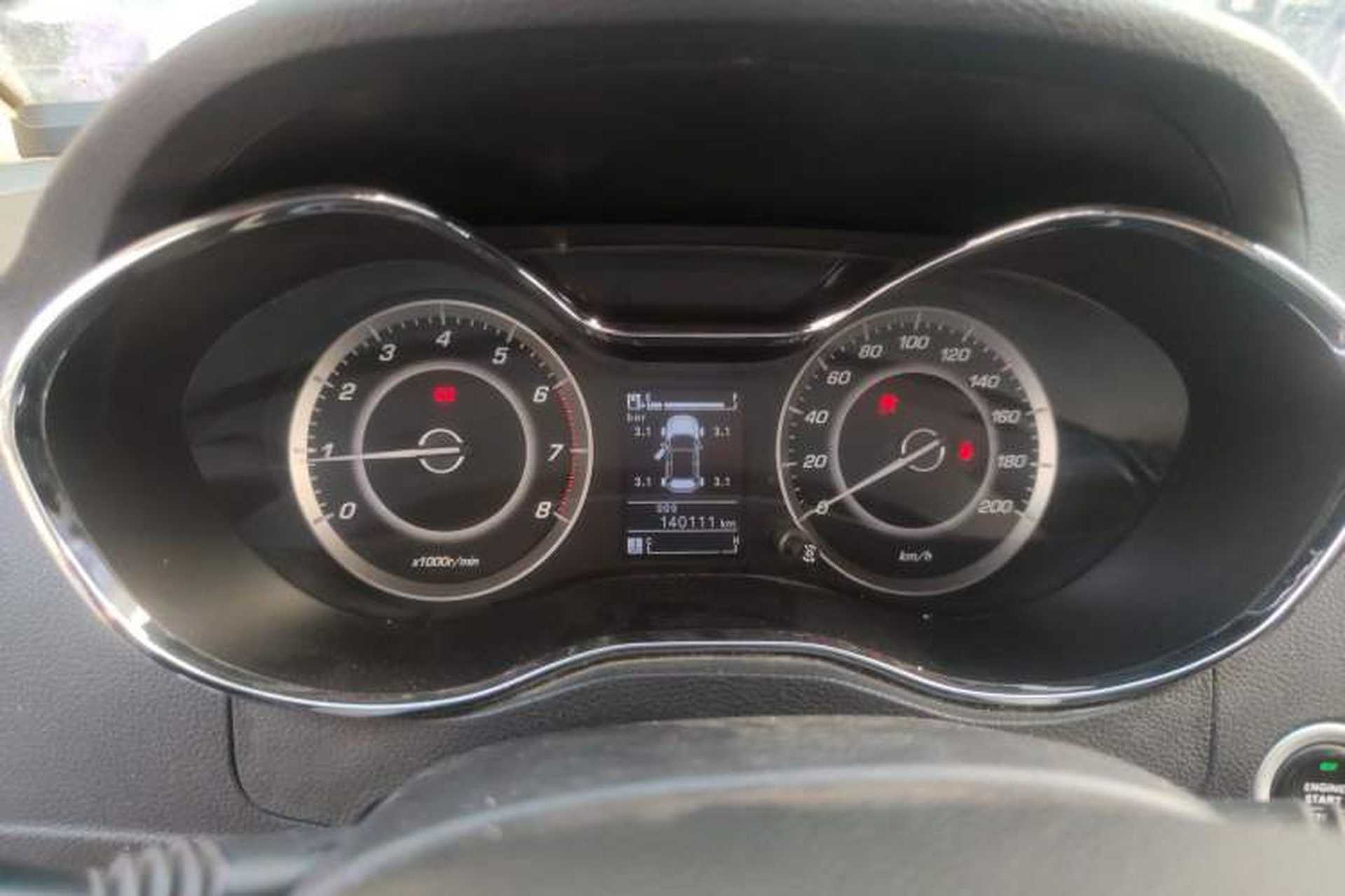 Used Baojun 560 2016 1.5T Manual Luxury Model Instrument Cluster