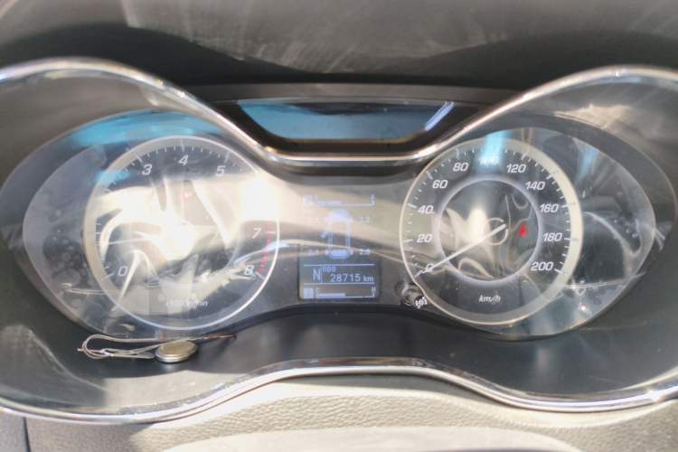 Used Baojun 560 2016 1.8L iAMT Luxury Model Instrument Cluster