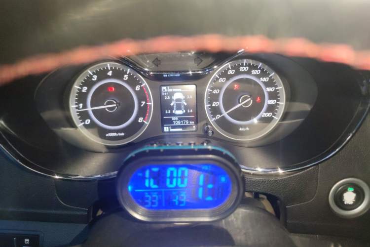Used Baojun 560 2016 1.8L Manual Luxury Edition Instrument Cluster