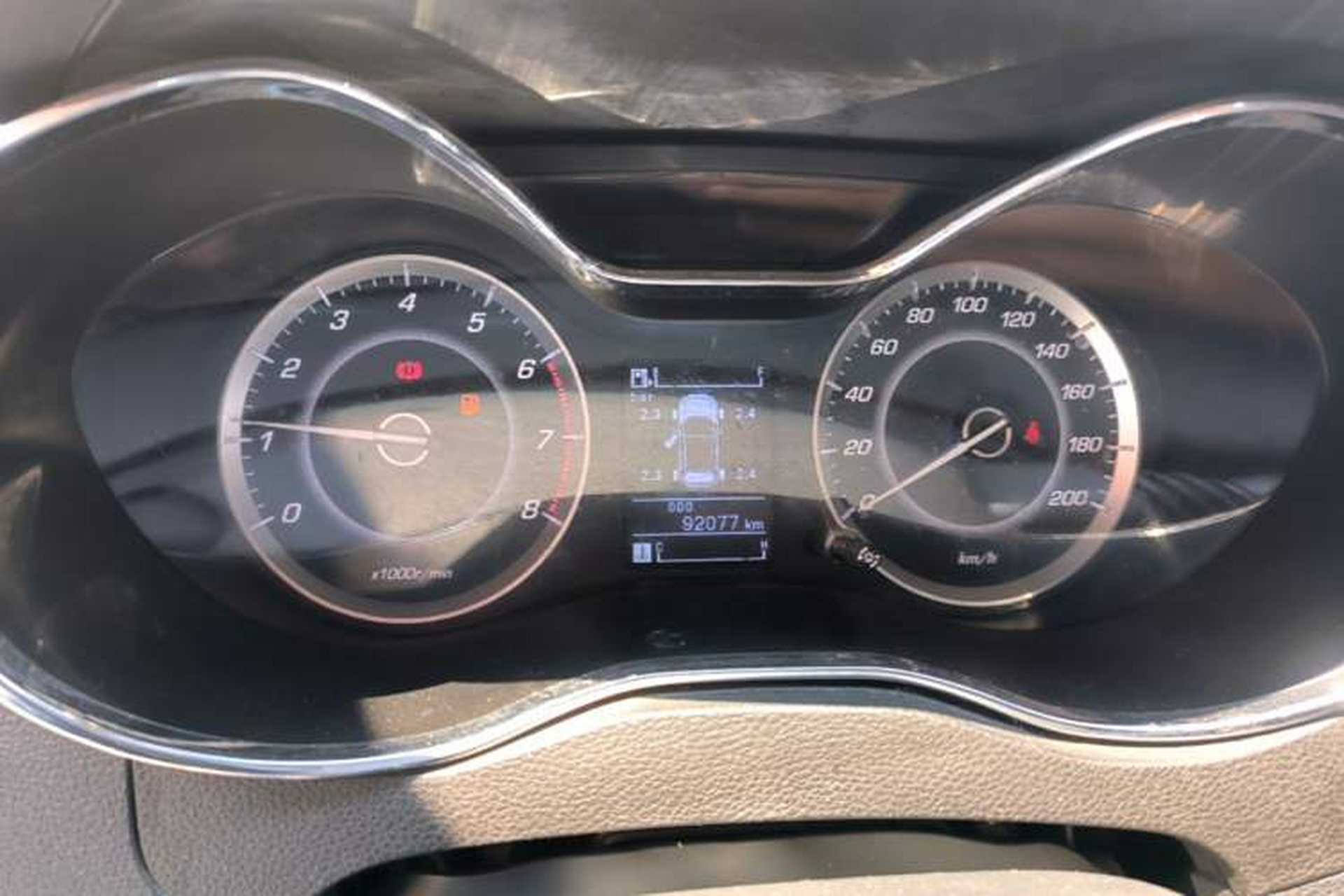 Used Baojun 560 2016 1.5T Manual Luxury Model Instrument Cluster