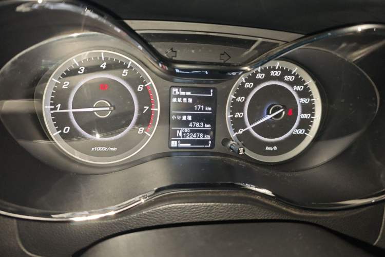 Used Baojun 560 2016 1.8L iAMT Luxury Model Instrument Cluster
