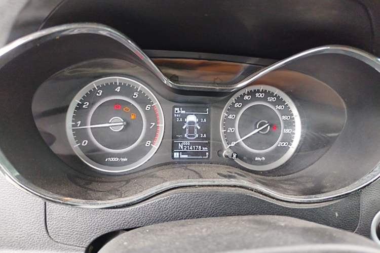 Used Baojun 560 2016 1.8L iAMT Luxury Model Instrument Cluster