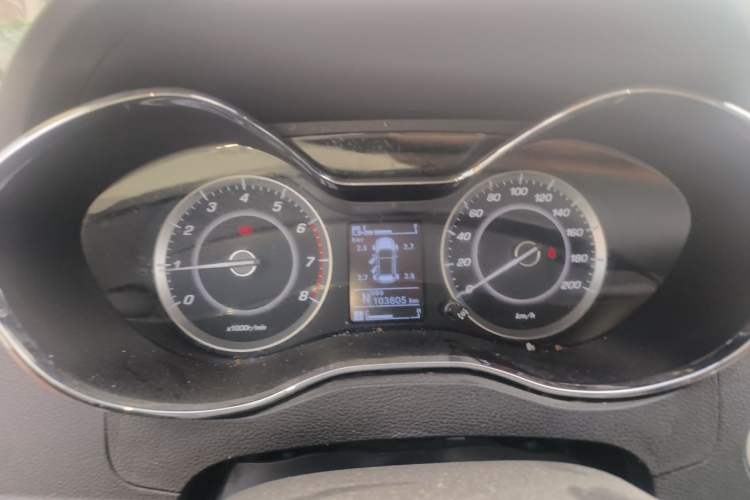 Used Baojun 560 2016 1.8L iAMT Luxury Model Instrument Cluster