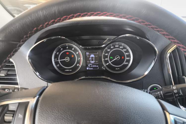 Used Baojun 560 2016 1.8L iAMT Luxury Model Instrument Cluster