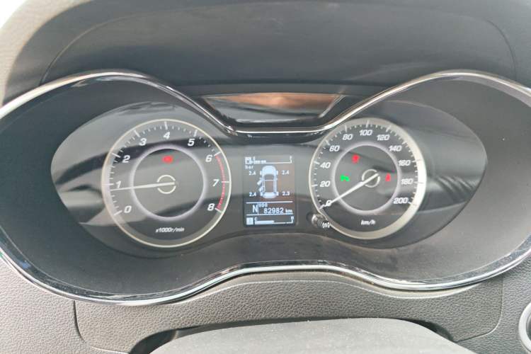 Used Baojun 560 2016 1.8L iAMT Luxury Model Instrument Cluster
