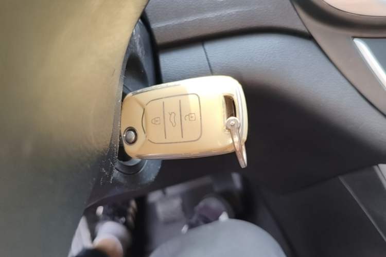 Used Baojun 560 2016 1.8L Manual Value Edition Interior 1