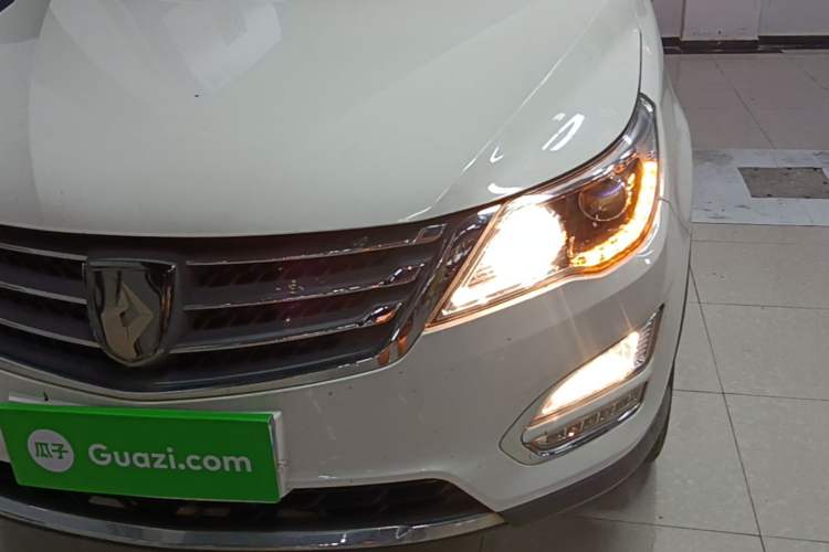 Used Baojun 560 2016 1.8L iAMT Elite Edition Left Front Headlight