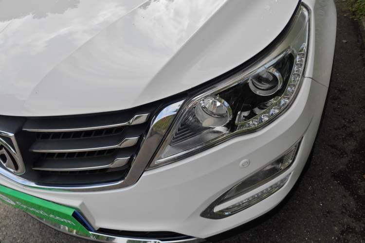Used Baojun 560 2016 1.8L iAMT Luxury Model Left Front Headlight