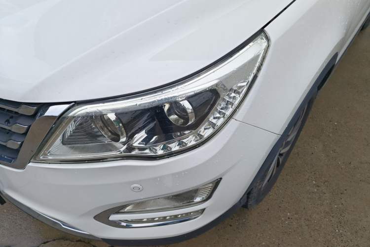 Used Baojun 560 2016 1.8L iAMT Luxury Model Left Front Headlight