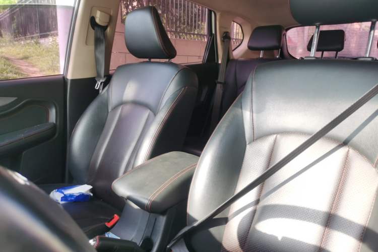 Used Baojun 560 2016 1.8L Manual Luxury Edition Left Front Seat