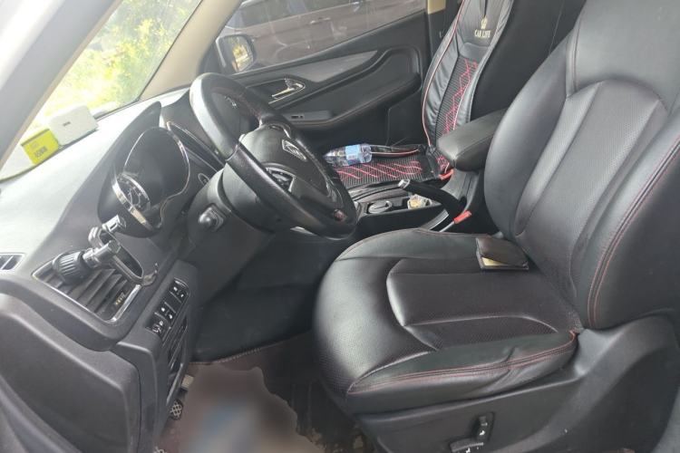 Used Baojun 560 2016 1.5T Manual Luxury Model Left Front Seat