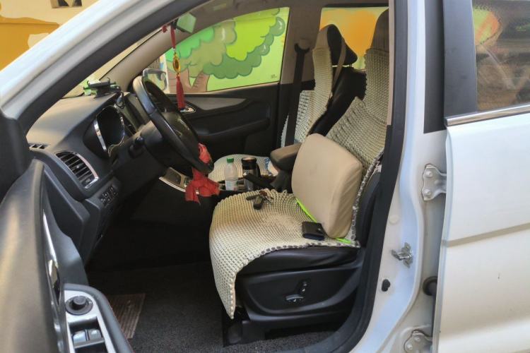 Used Baojun 560 2016 1.8L iAMT Luxury Model Left Front Seat