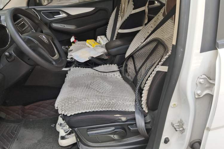 Used Baojun 560 2016 1.5T Manual Comfort Edition Left Front Seat