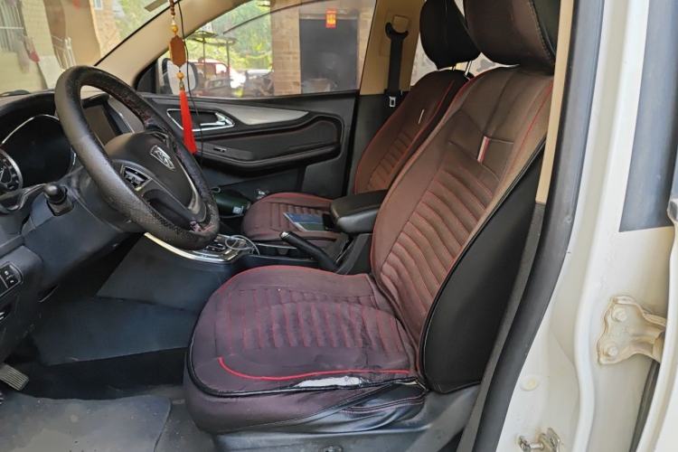 Used Baojun 560 2016 1.8L iAMT Luxury Model Left Front Seat