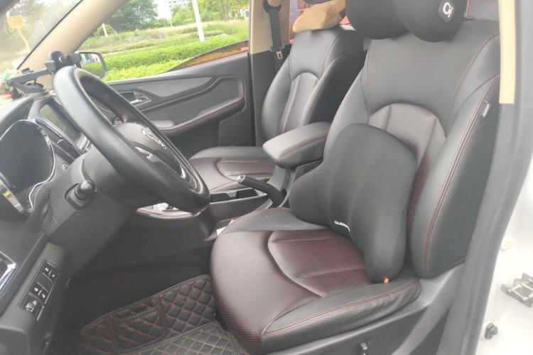 Used Baojun 560 2016 1.8L iAMT Luxury Model Left Front Seat