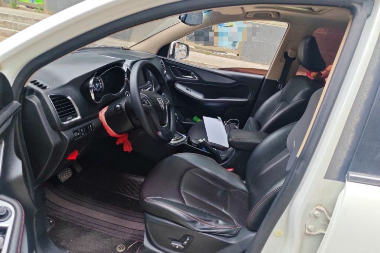 Used Baojun 560 2016 1.8L iAMT Luxury Model Left Front Seat